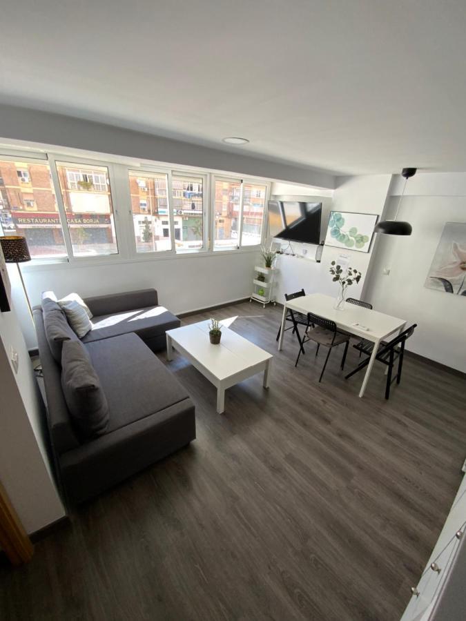 مالقة Goya Apartamentos المظهر الخارجي الصورة